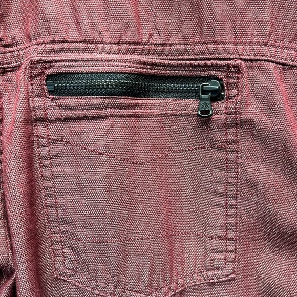 Rock & Republic Burgundy Button Up Long Sleeve Chambray Shirt Zip Pockets Size L - Picture 4 of 12